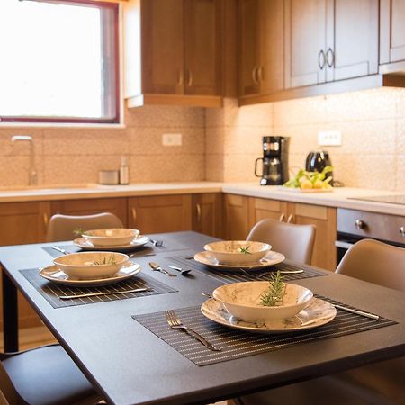 Akrotiri Sea View Suites Eksteriør billede
