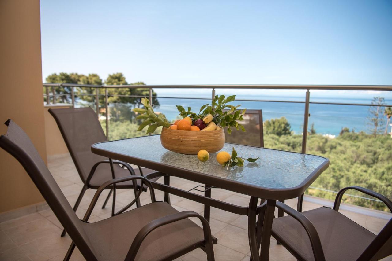 Akrotiri Sea View Suites Eksteriør billede