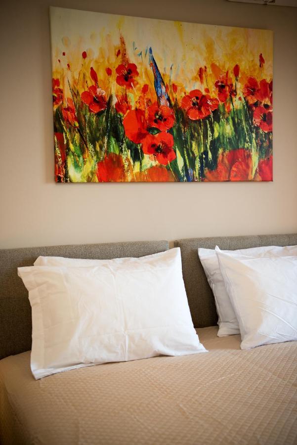Akrotiri Sea View Suites Eksteriør billede