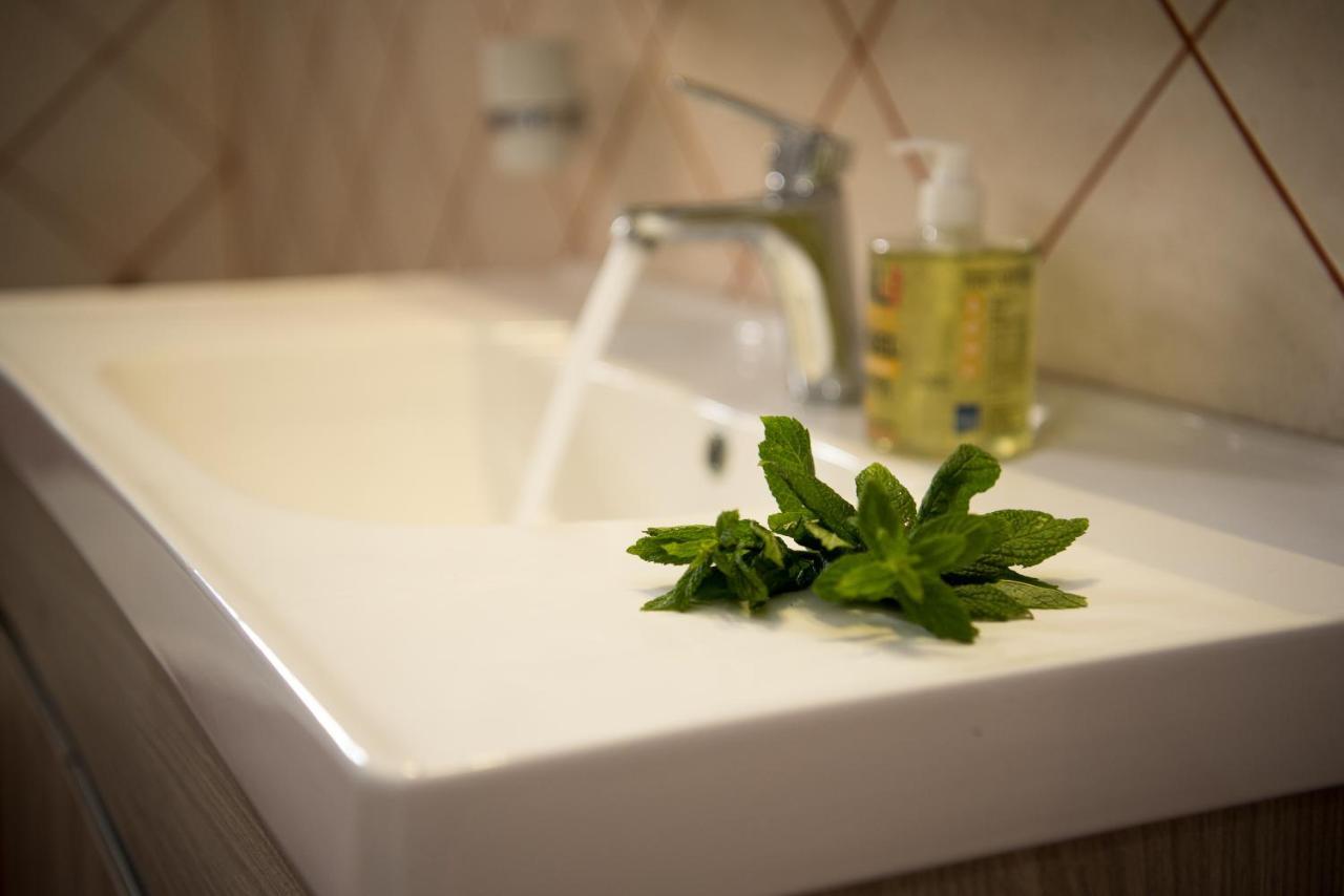 Akrotiri Sea View Suites Eksteriør billede