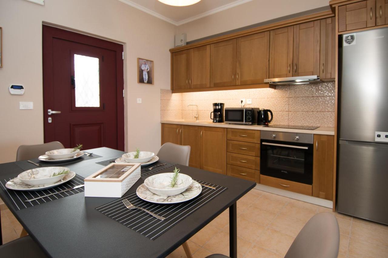 Akrotiri Sea View Suites Eksteriør billede