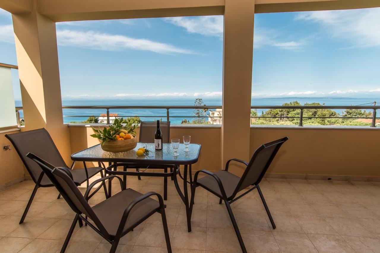 Akrotiri Sea View Suites Eksteriør billede
